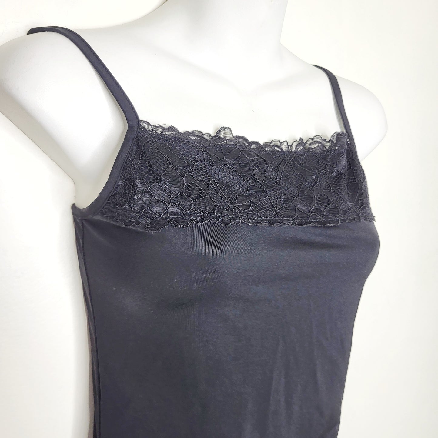 MMNG1 - Maurices black lace cami, size XS