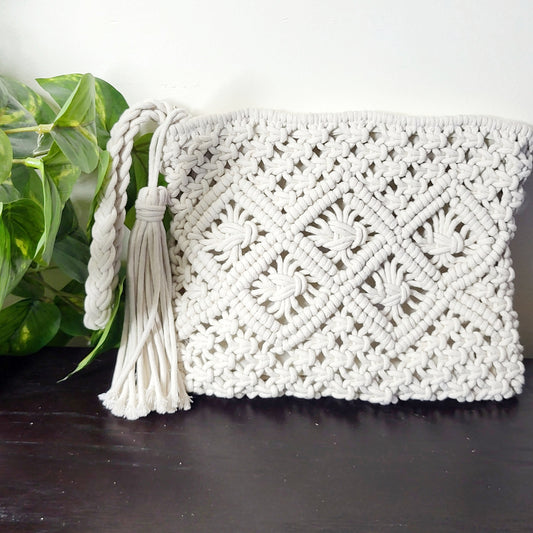 RVOS2 - Kismet crochet handbag