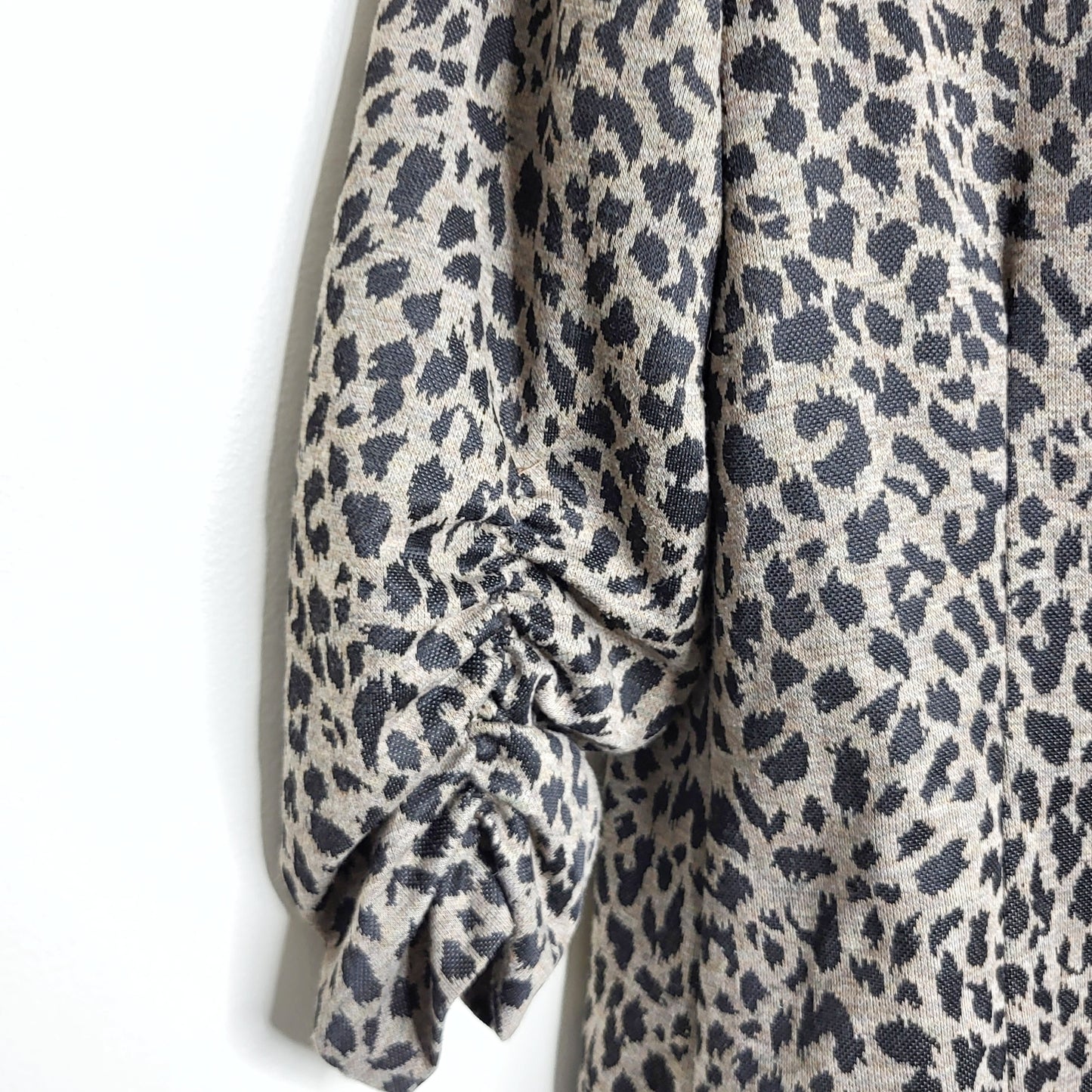 JRB1 - sakura knit leopard print blazer with ruched sleeves. Size medium