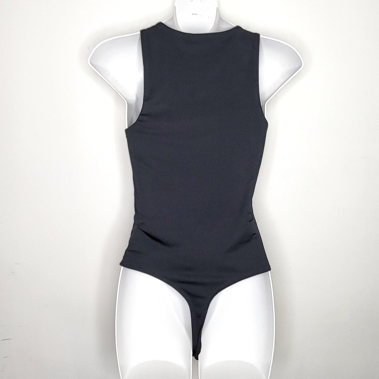 LCRW1 - SWS Countour black bodysuit. Size medium