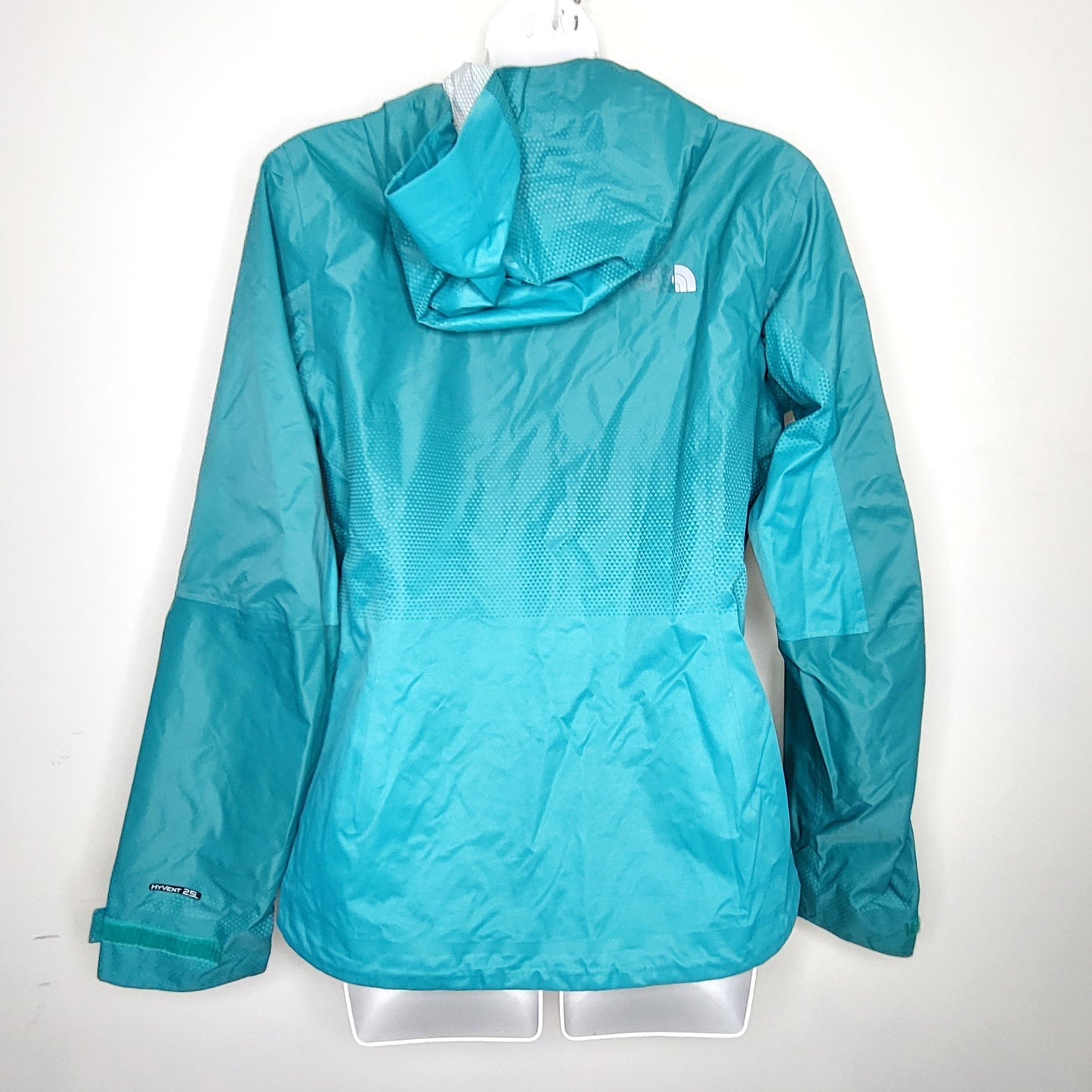 LCRW1 - The North Face turquoise rain jacket. Size small