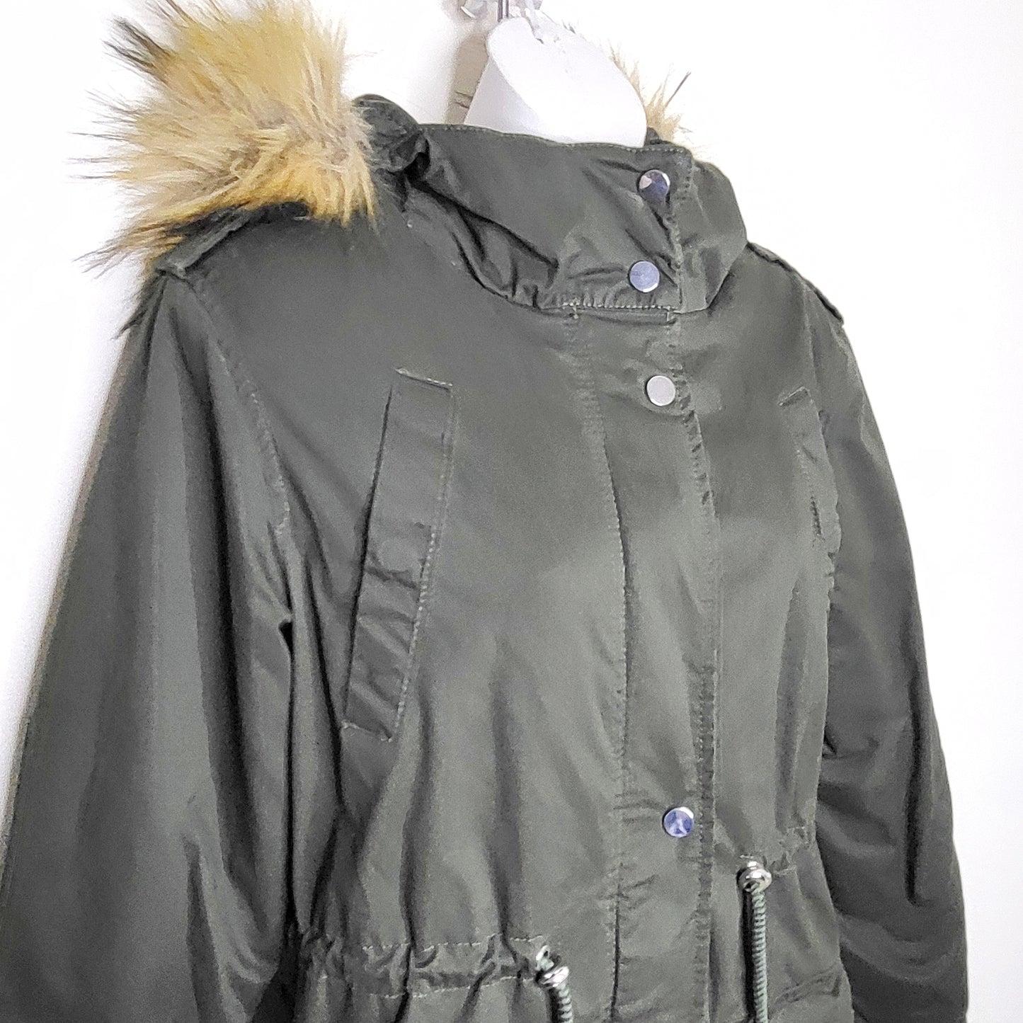 LCRW1 - NEW - Kismet olive green parka jacket. Size small