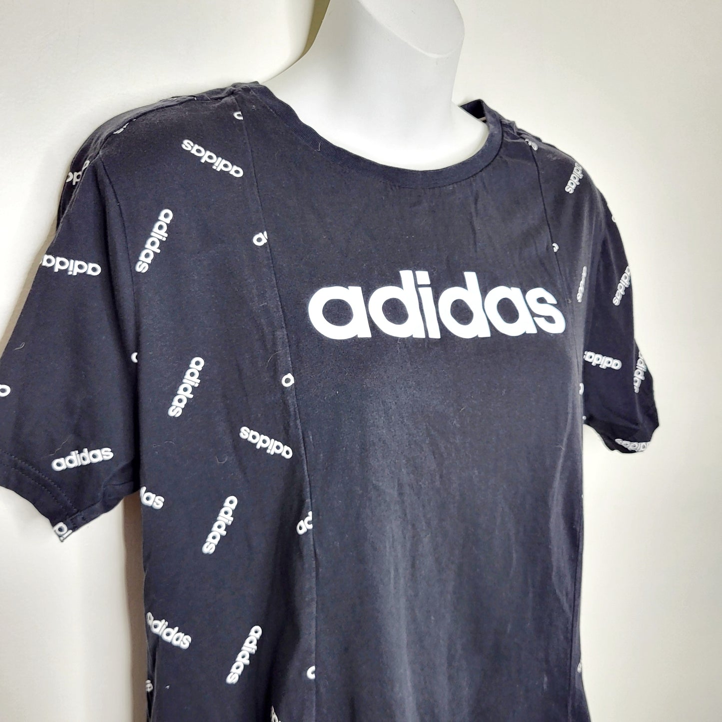 LCRW1 - Adidas black cotton logo t-shirt. Ladies size small