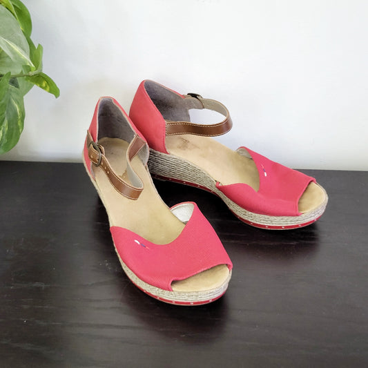 CMOH1 - Rieker red wedge sandals. Size 6.5