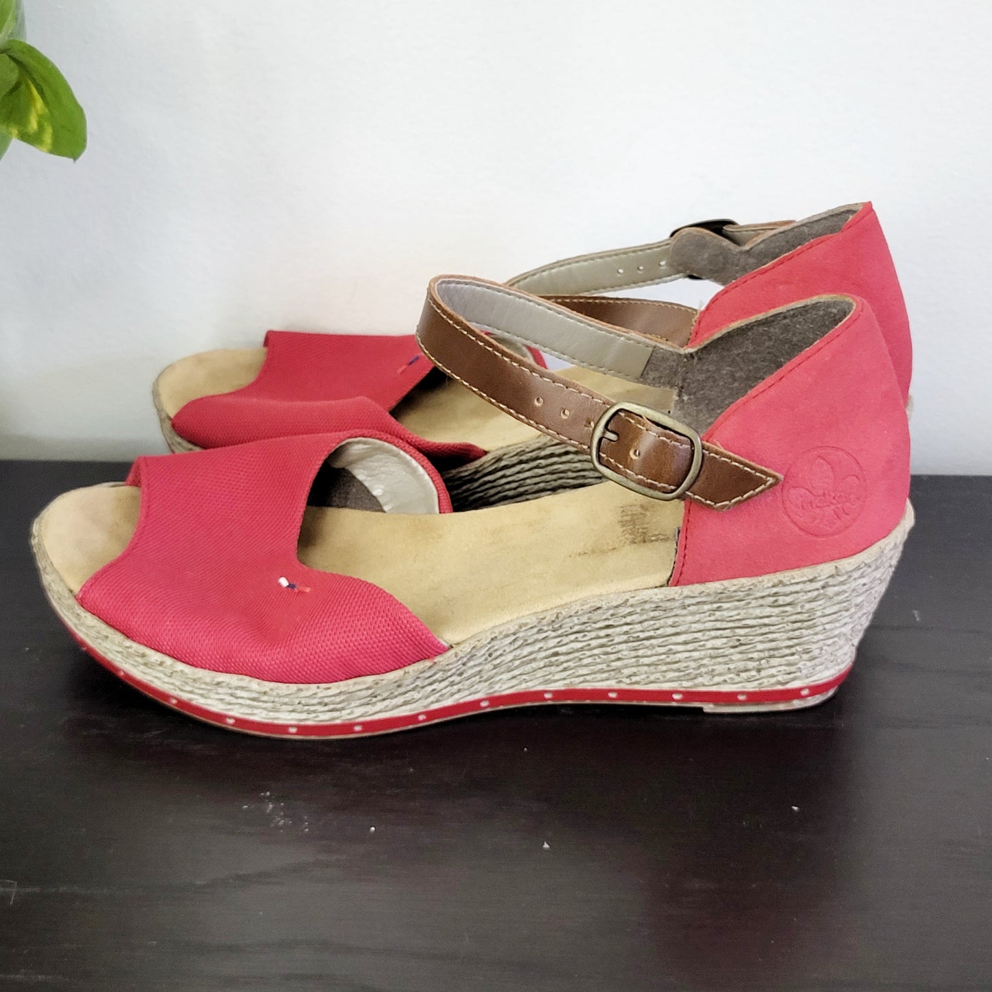 CMOH1 - Rieker red wedge sandals. Size 6.5