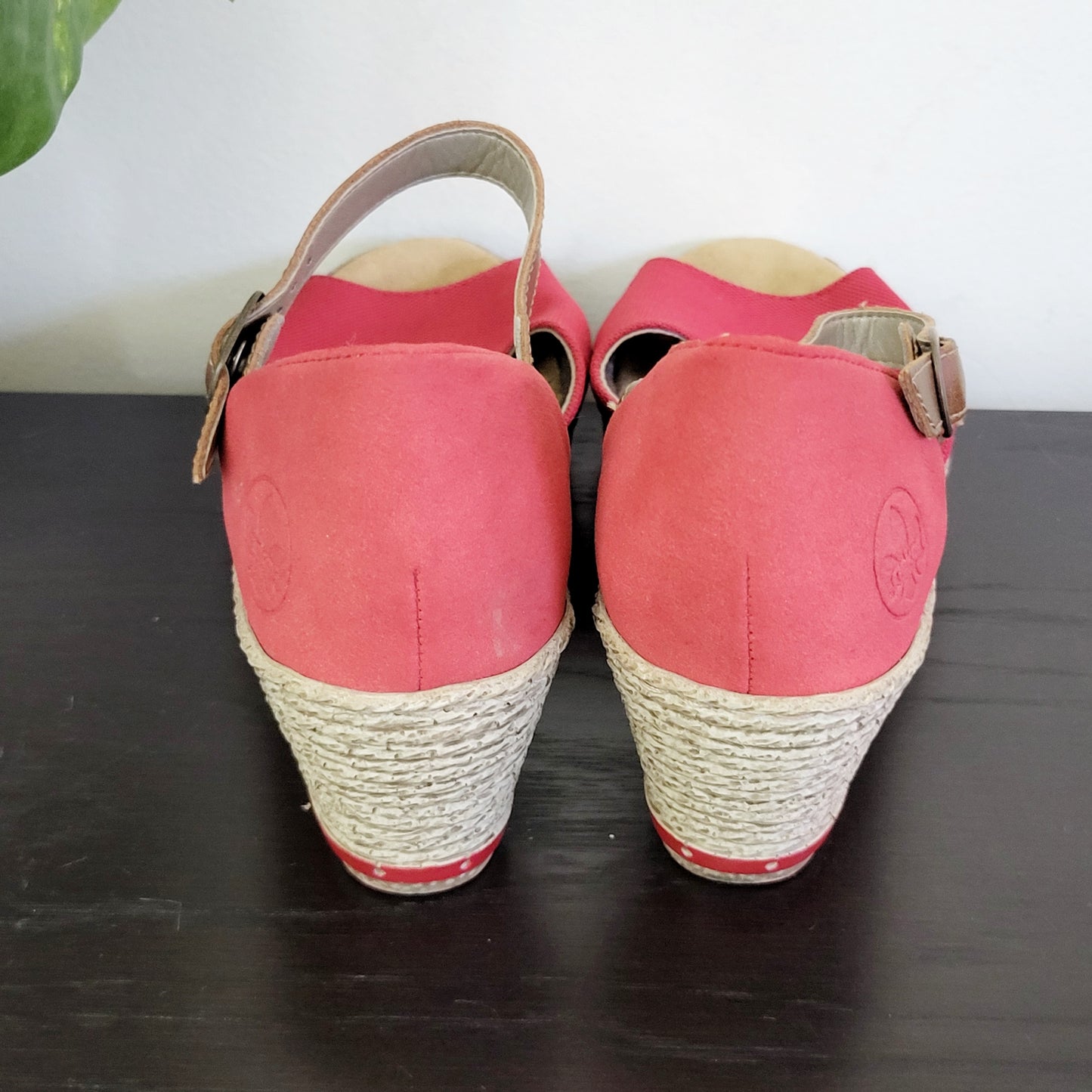 CMOH1 - Rieker red wedge sandals. Size 6.5