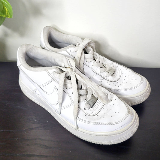 SHCA1 - Nike white Air Force one sneakers. Men's size 5.5. Ladies size 7