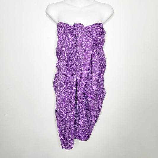 NGRR1 - Purple patterned sarong. One size fits all
