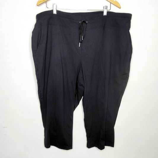 SPMP - New without tags Hyba black cropped elastic waist pants. Size 3X