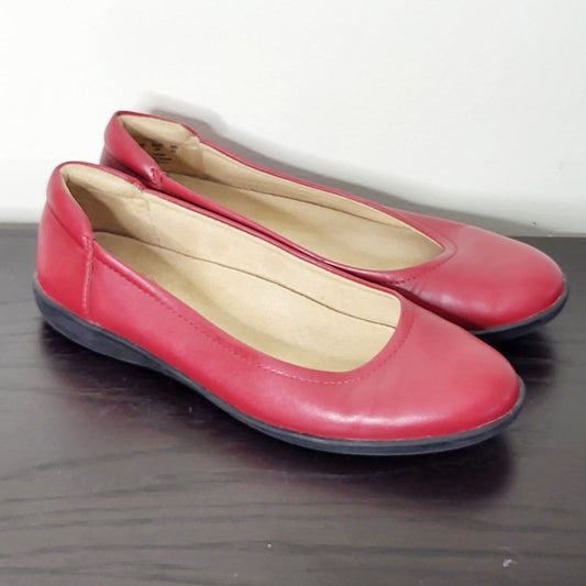 TBRG1 - Naturlizer red leather flats. Size 8M