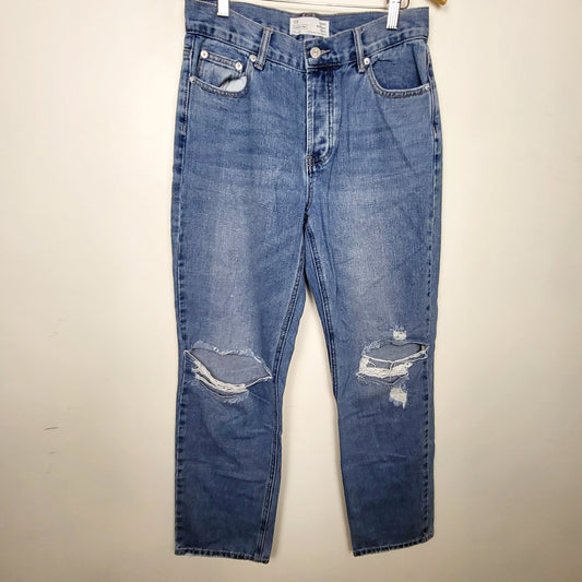 DZAV2 - Ardene distressed slouchy jeans. Size 5