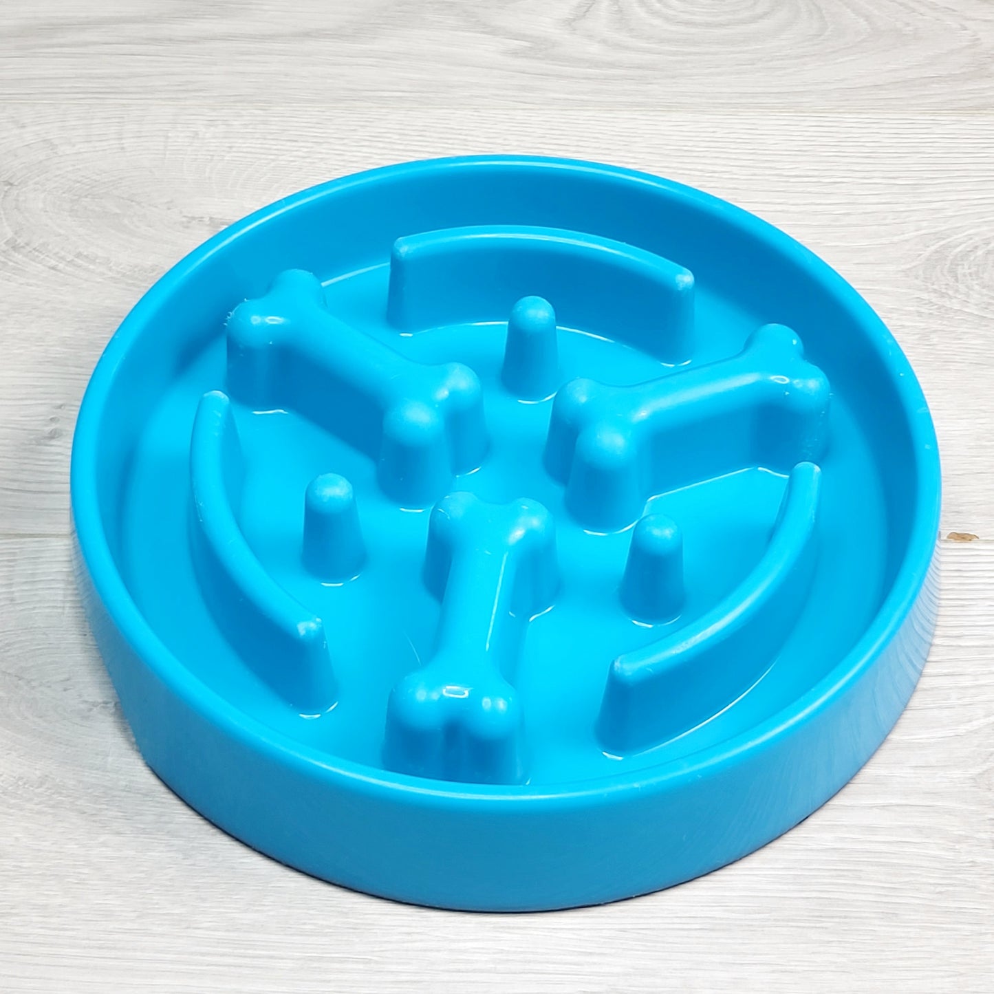 Top Paw blue slow feeder dog food bowl