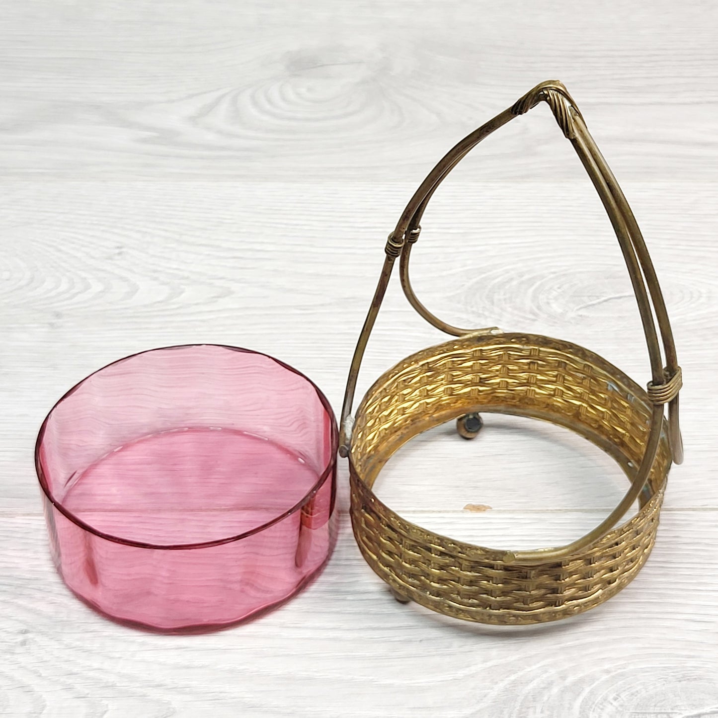 KRSP1 - Brass basket with pink glass insert - for candy or trinkets