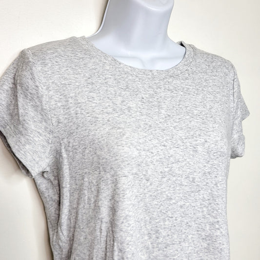 ALXS1 - Club Monaco grey ribbed t-shirt. Size large