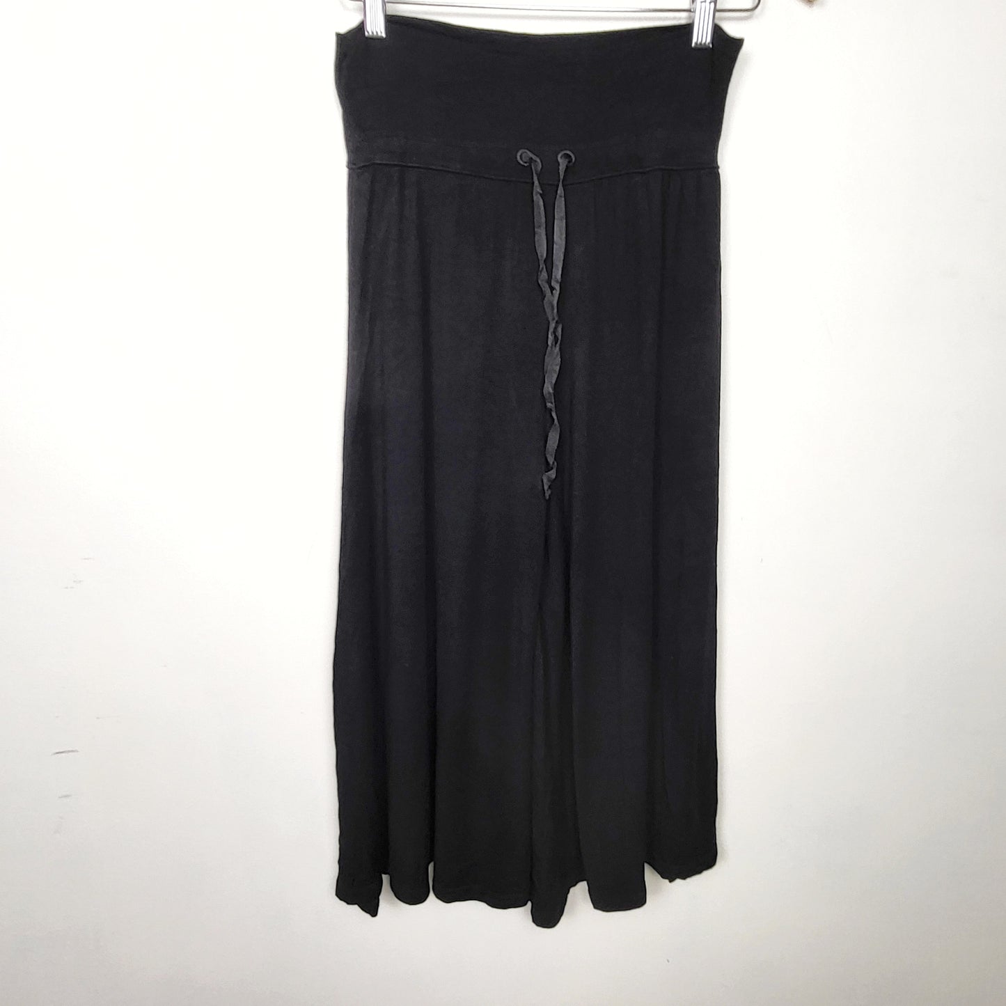 KRSP2 - One Illusion black (possibly bamboo) palazzo pants. Size as a XS/Small