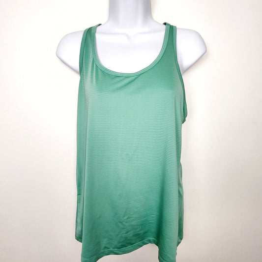 JLSN2 - Old Navy green Go-Dry active tank top. Size medium