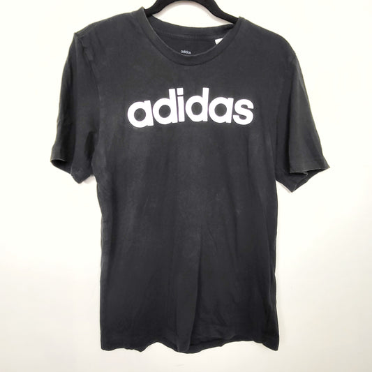 DZAV3 - Adidas black logo t-shirt. Unisex size small