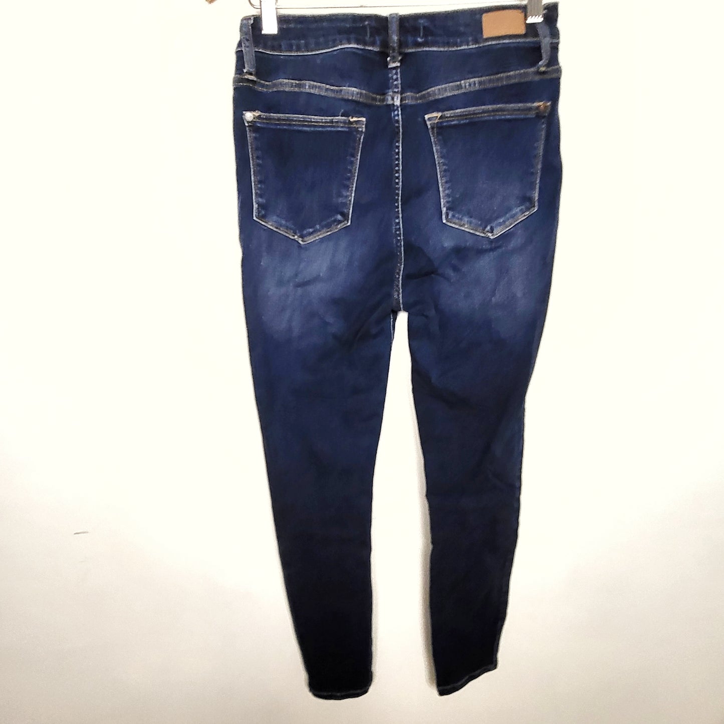 MLM1 - Judy Blue High Waist Skinny Fit Mid-Seam Dark Denim Jeans. Size 7