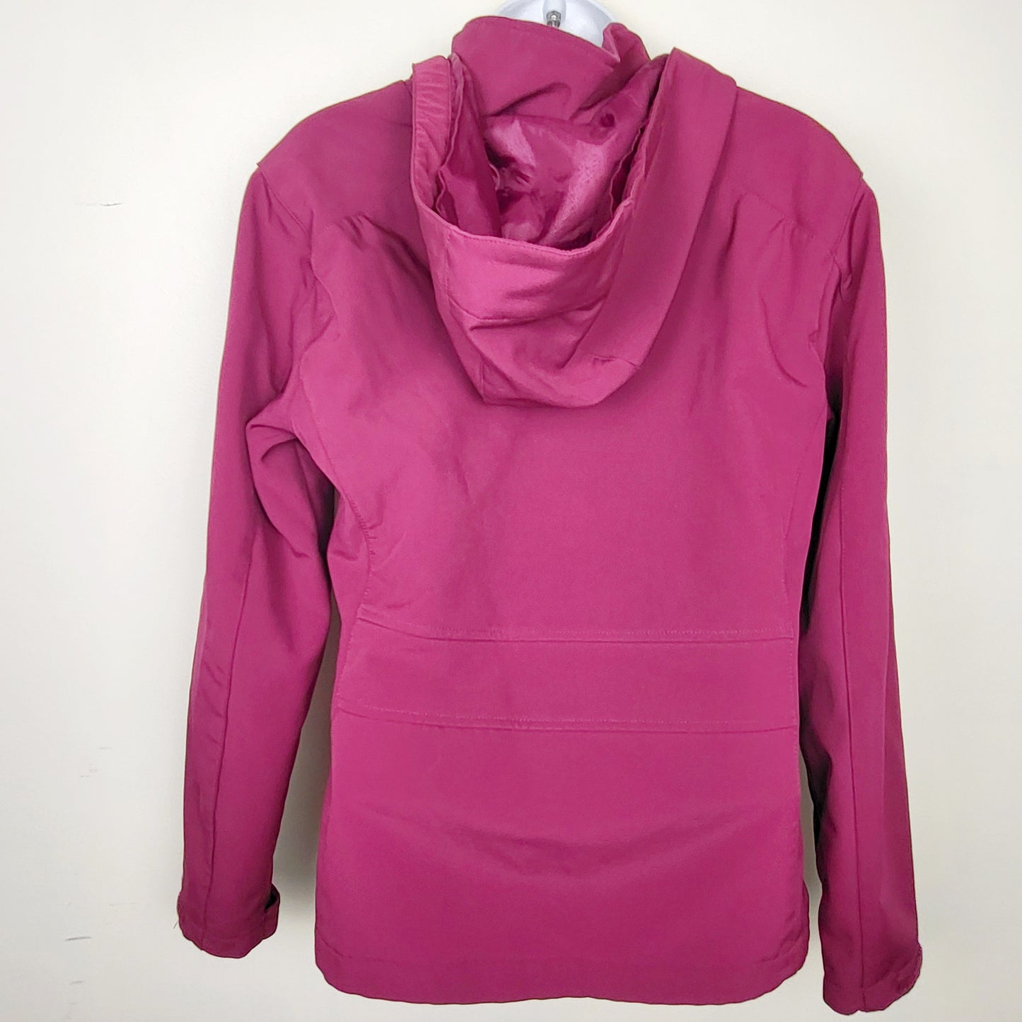 Avia dark pink soft shell hooded rain jacket. Size large (measures more like a medium)