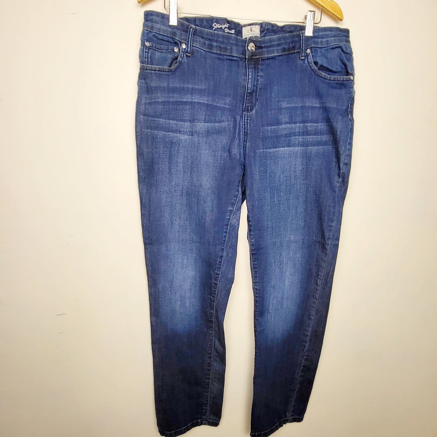 BSAC1 - Penningtons D/C Jeans straight leg jeans. Size 20 (see measurements below)