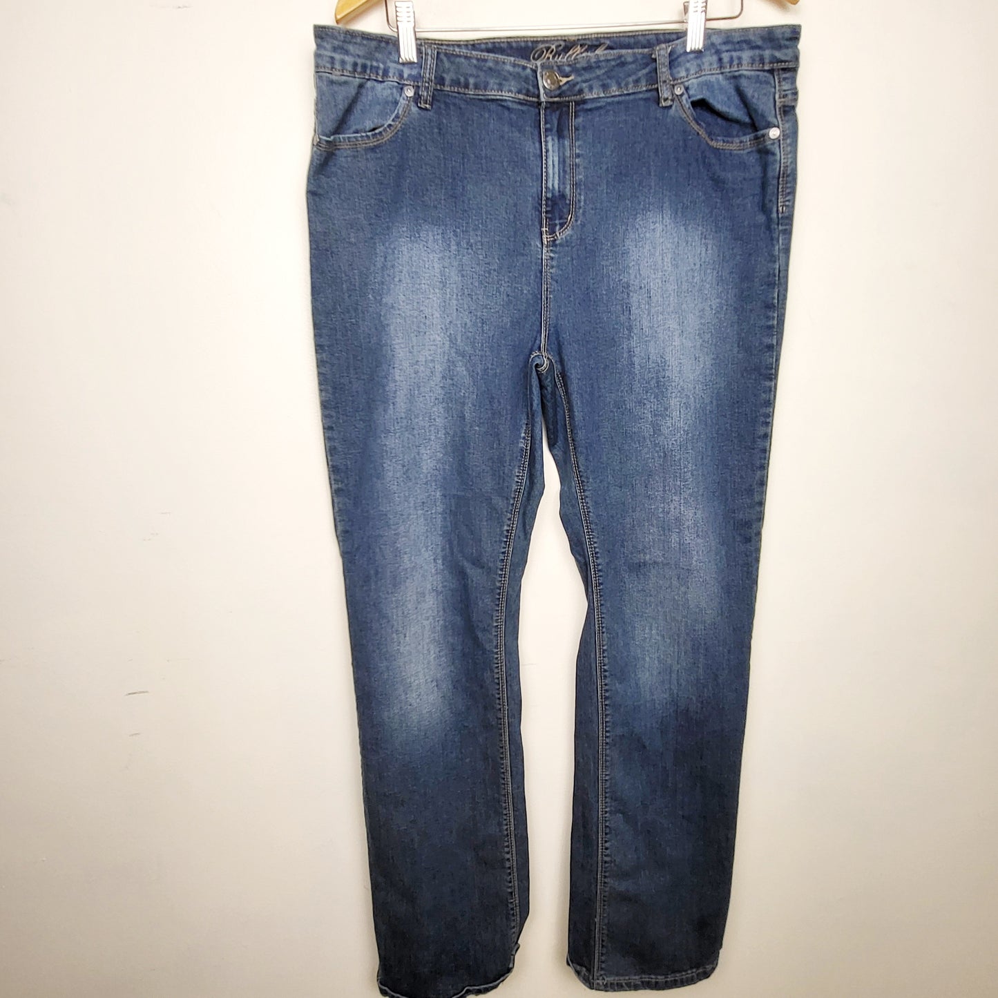 BSAC1 - Buffalo jeans distressed mid-rise straight leg "Misha" jeans. Size 16