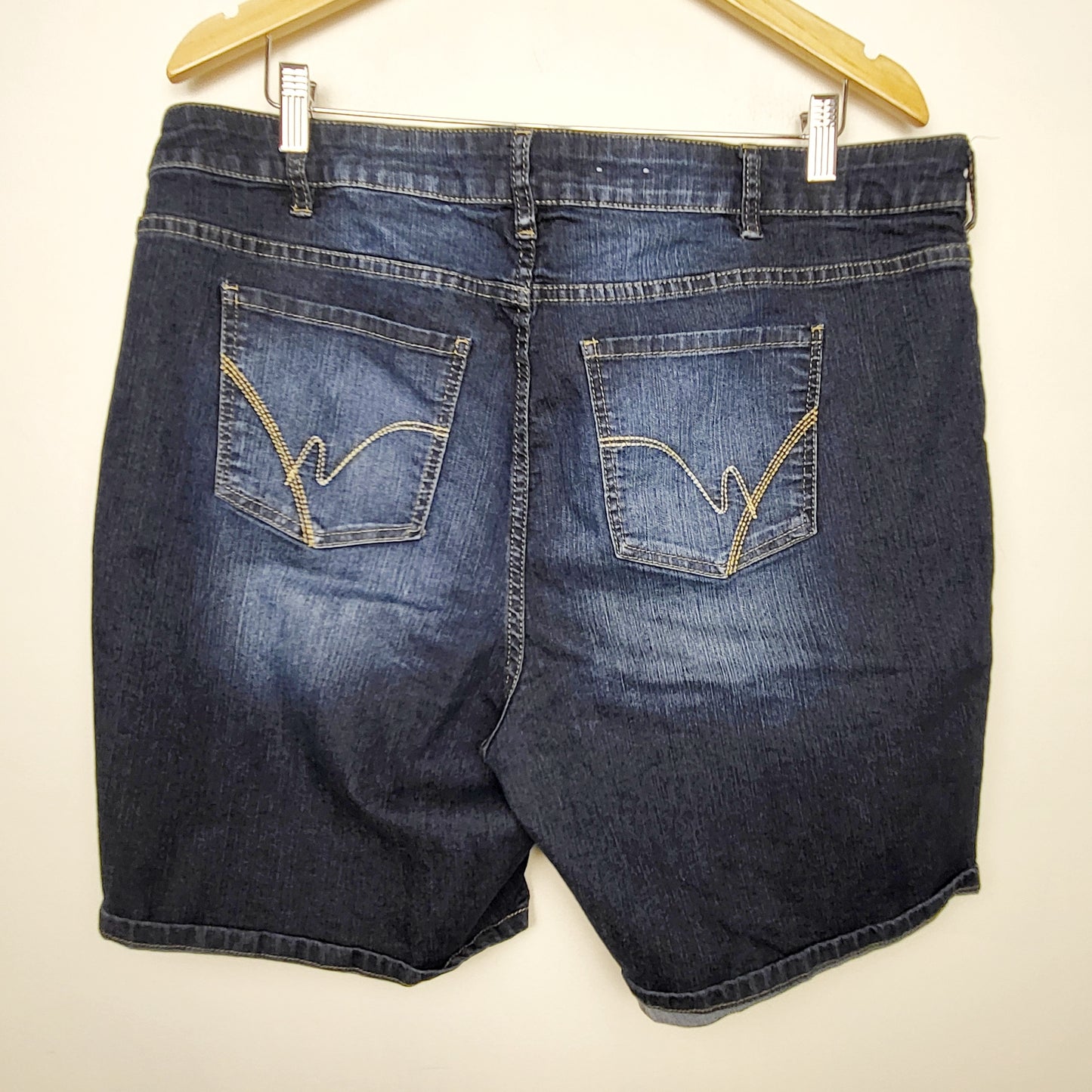 BSAC1 - Warehouse One denim Bermuda shorts. Size 18+