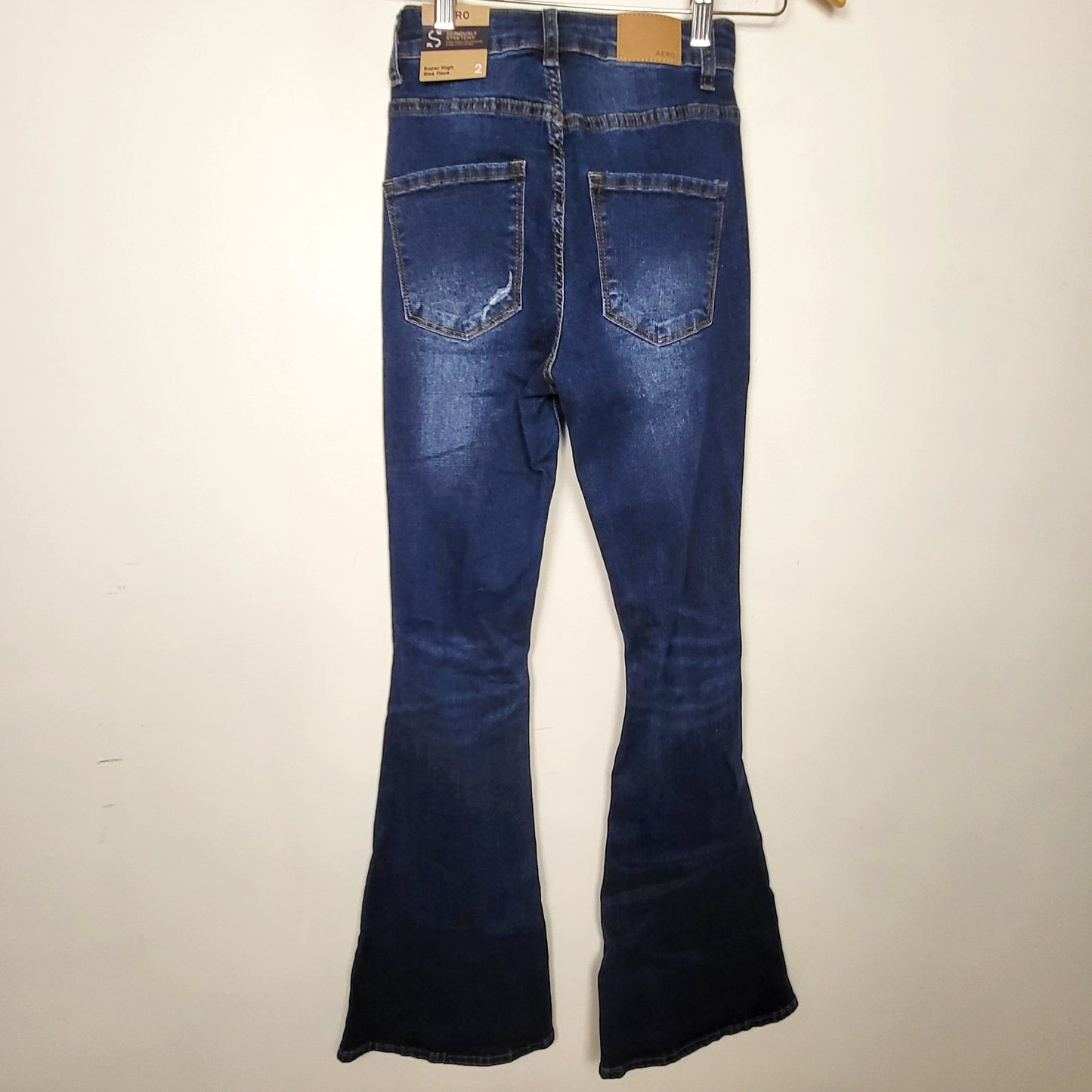 DPAR1 - NEW - Aeropostale Super High Rise Flare Jeans. Size 2