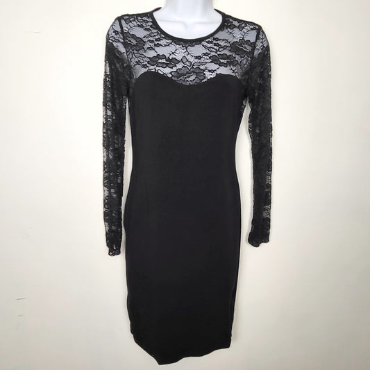 DPAR1 - H and M black lace dress. Sizes like an XS