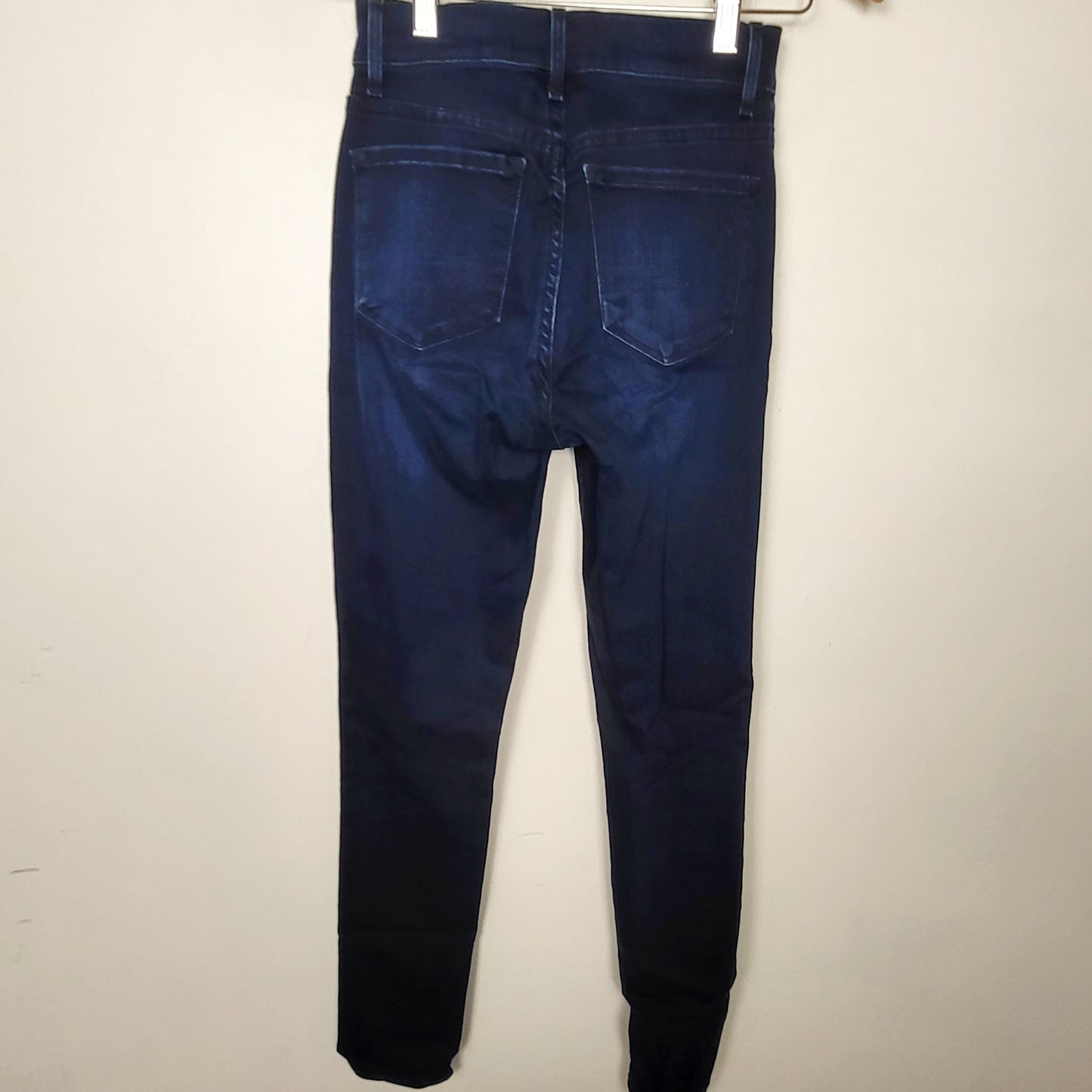 DPAR - Mott and Bow high rise skinny jeans. Size 25