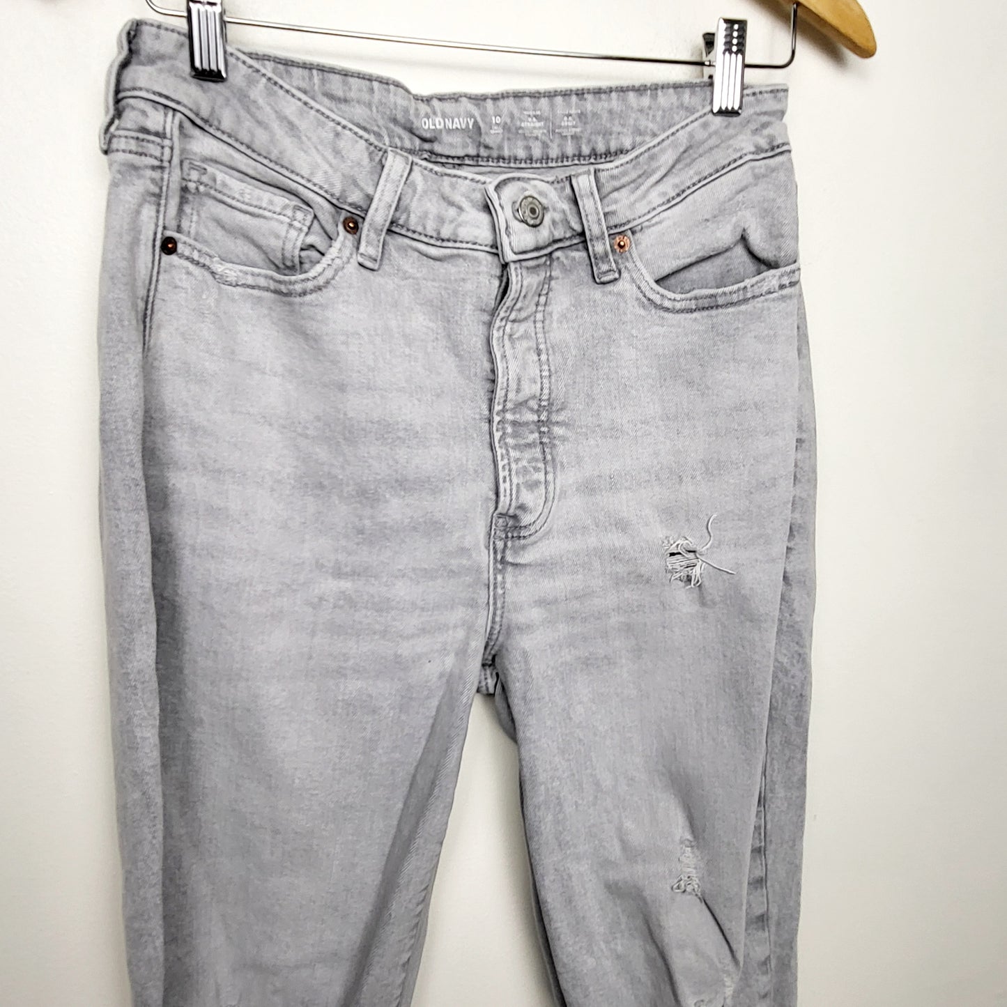 BAUB1 - Old Navy grey distressed O.G. high rise straight jeans. Size 10 TALL