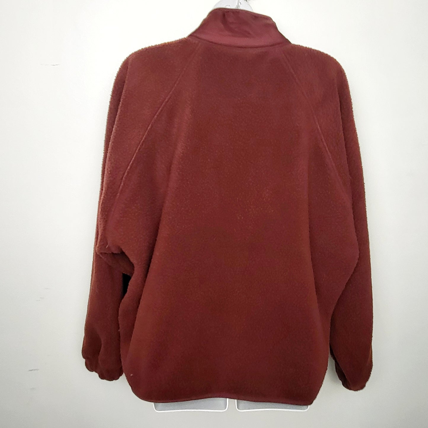 BAUB2 - Zenana burgundy "Weekend Ready" fleece jacket. Size large