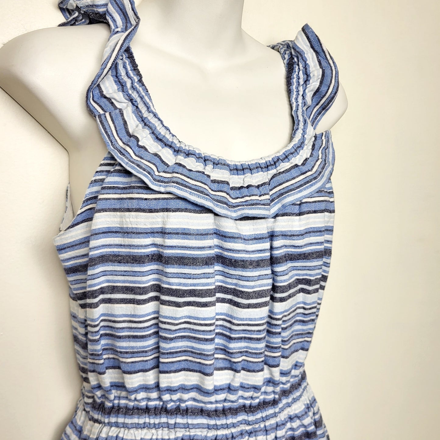 LSEV1 - Gymboree (from their Mommy and Me line) blue striped linen blend sleeveless dress. Size medium