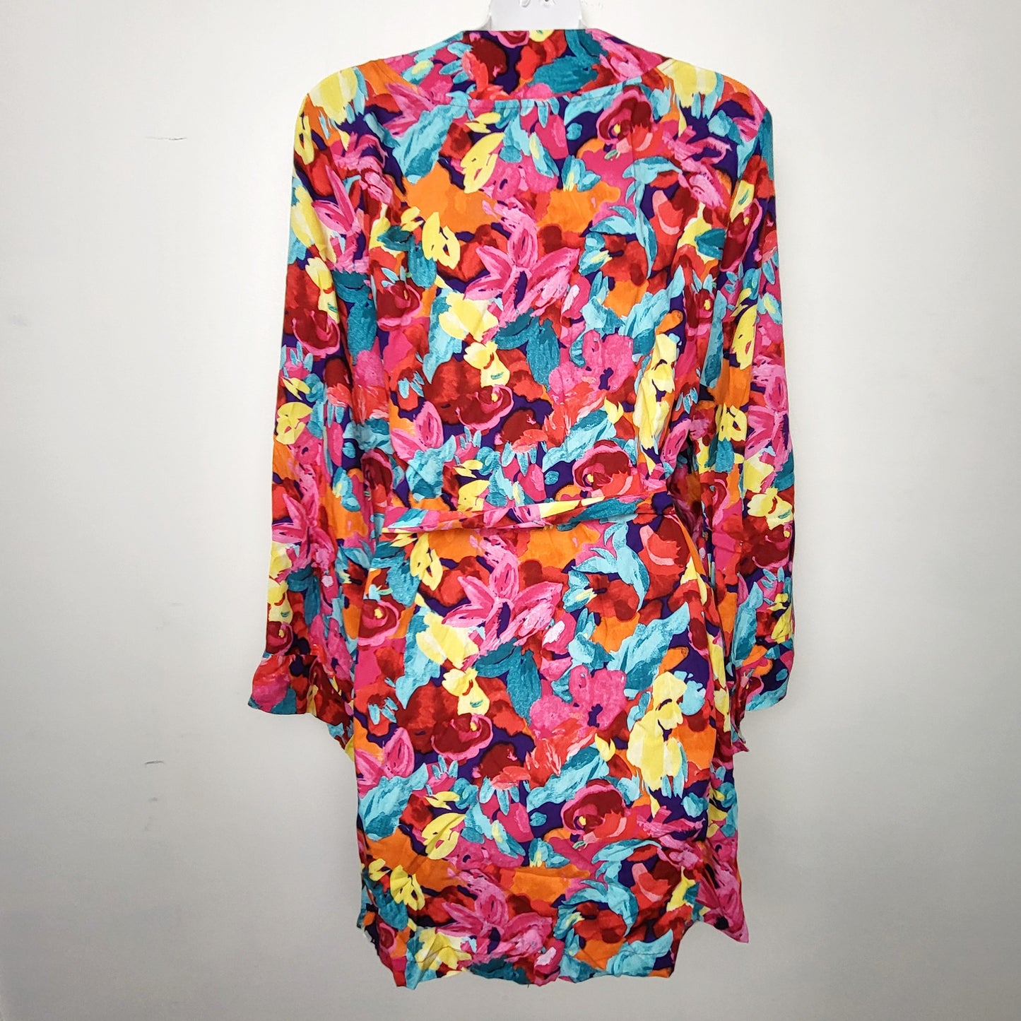 LSEV1 - LC WAIKIKI Shawl Collar Floral Women's Kimono and Shorts Set. Size XL