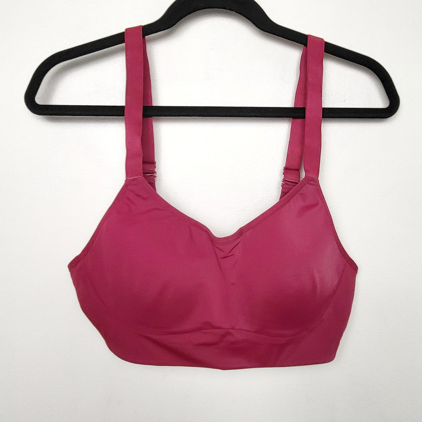 LSEV1 - Joe dark pink sports bra. Size large