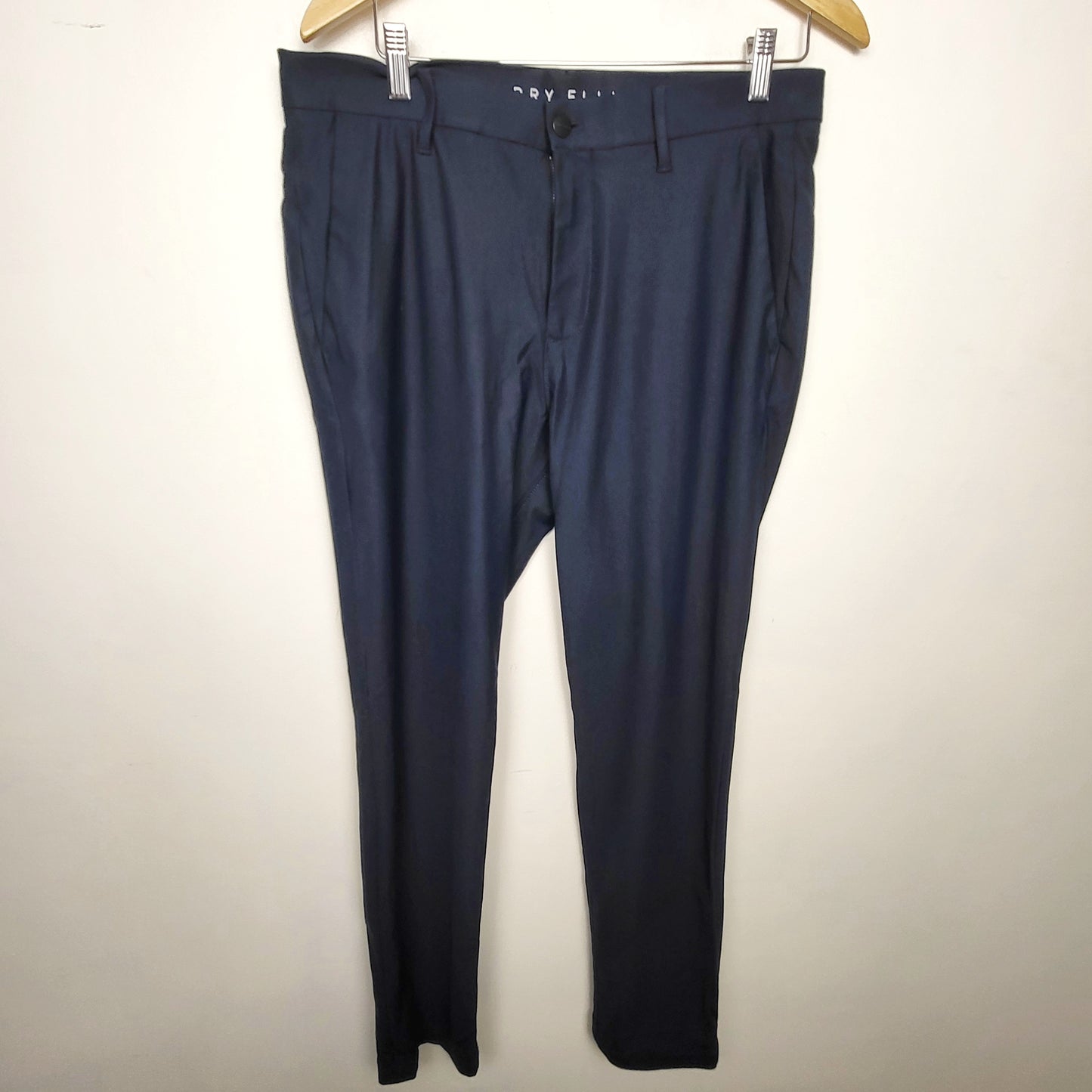 BBIN2 - Perry Ellis navy slim fit active trousers / dress pants. Size 34 x 32