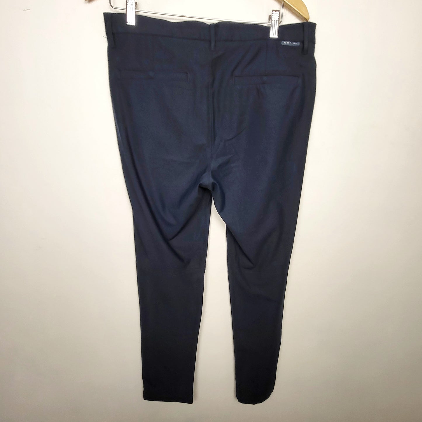 BBIN2 - Perry Ellis navy slim fit active trousers / dress pants. Size 34 x 32