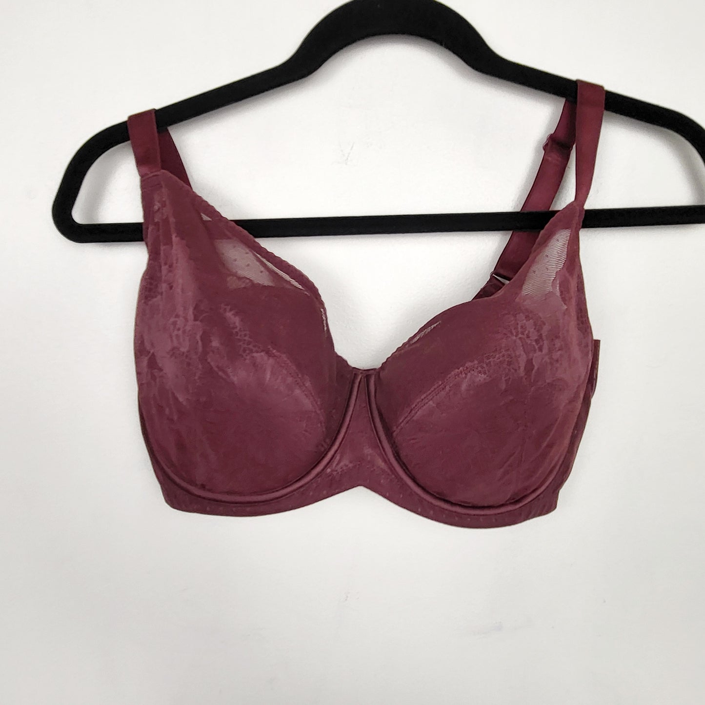 MDWY - Understance wine coloured full coverage lacey flexwire bra. Size 32H