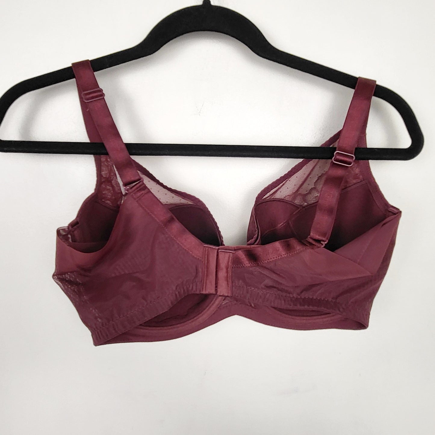 MDWY - Understance wine coloured full coverage lacey flexwire bra. Size 32H