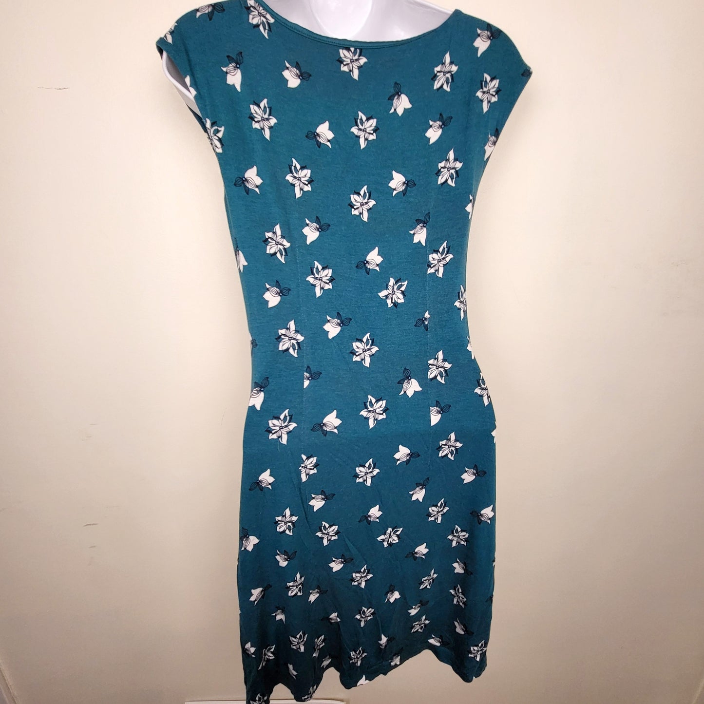 KTRC1 - Ann Taylor Loft teal floral print dress with ruching at side. Size XS