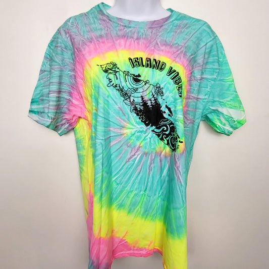 AGLL1 - Tie dyed "Island Vibes" Vancouver Island t-shirt. Size medium🍁