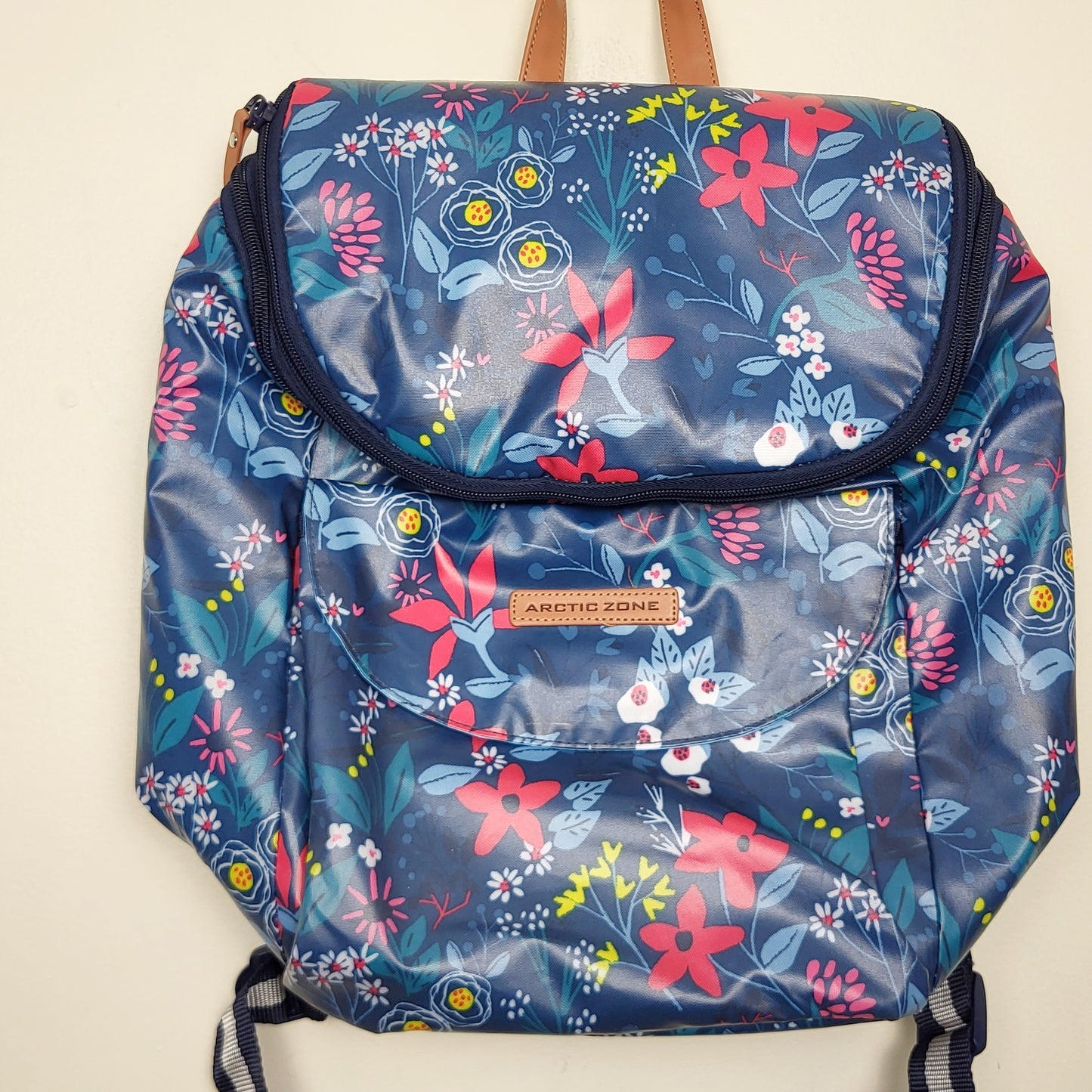 AGLL1 - Arctic Zone floral print 24 can beach backpack