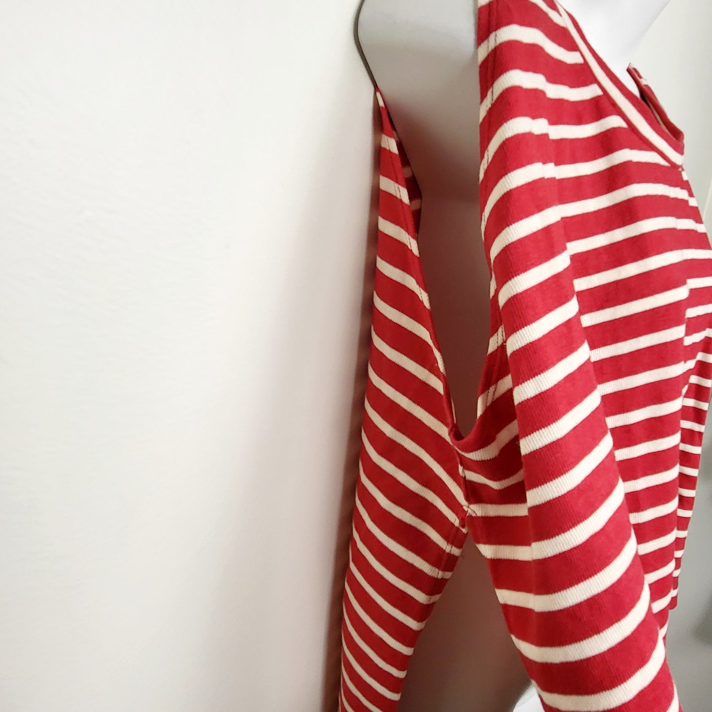 CMCRD1 - Free People- We The Free red striped Muscle Madness tee. Sizes like a medium